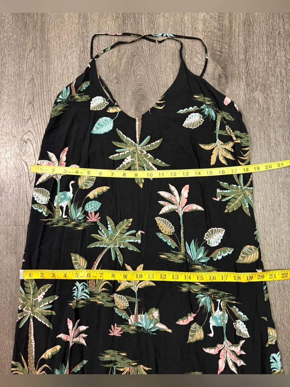 Old Navy Women’s XXL MAXI Dress Hawaiian Print Spaghetti Strap V-Neck Casual